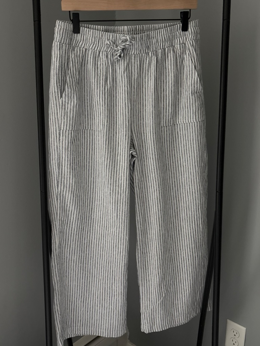 Women's Wide-Leg Drawstring Pants in Blue Stripe
